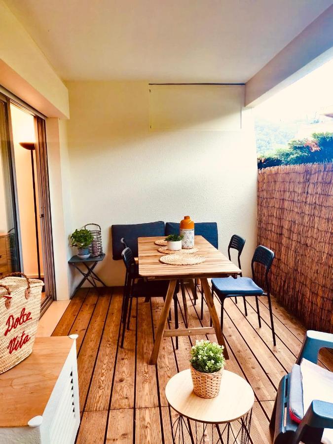 Mandelieu Grand Studio Avec Piscine Et Proche De La Mer エクステリア 写真
